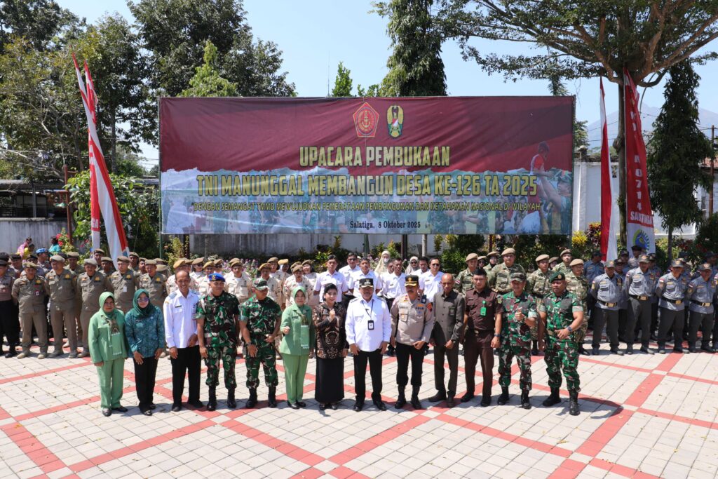 Upacara Pembukaan TNI Manunggal Membangun Desa (TMMD) Ke-126 TA 2025